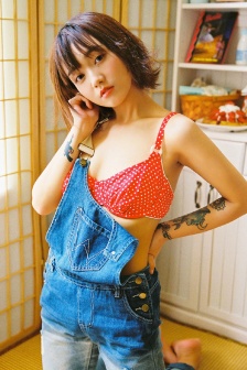 男生吃女生的头发